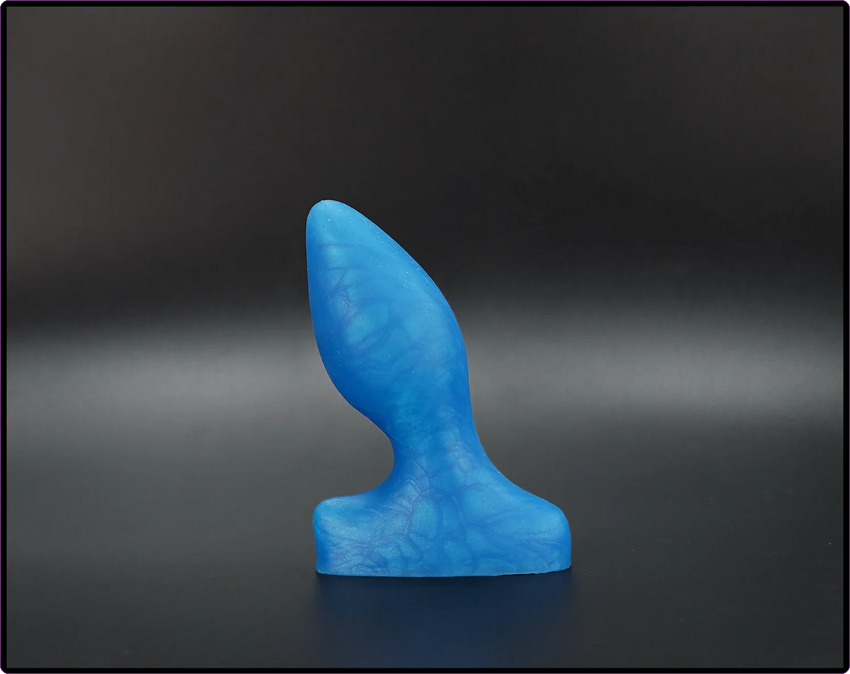 Flicker Variant 2 Beginner Platinum Cure Silicone Butt Plug