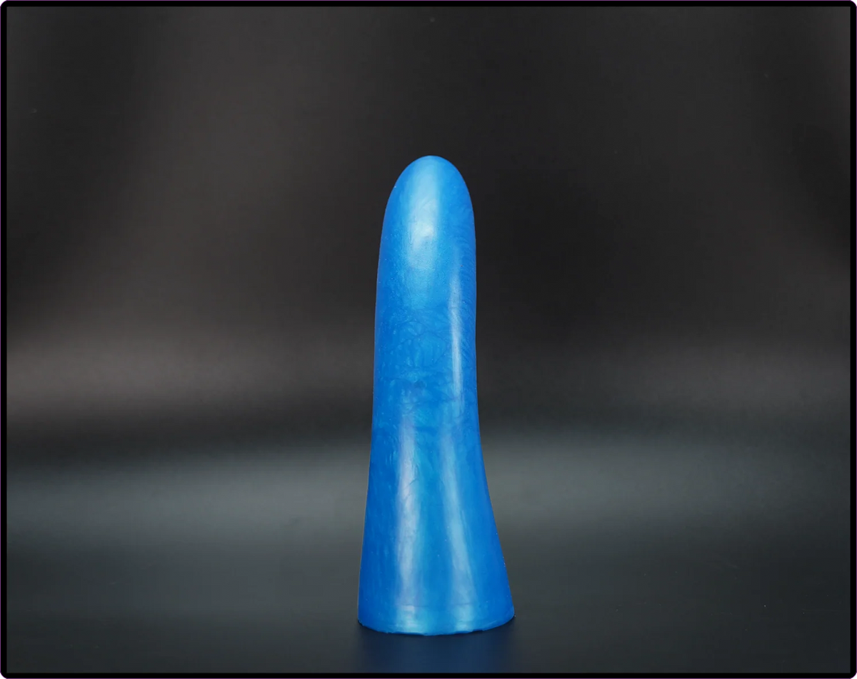 Talon Variant 1 Beginner Platinum Cure Silicone Dildo